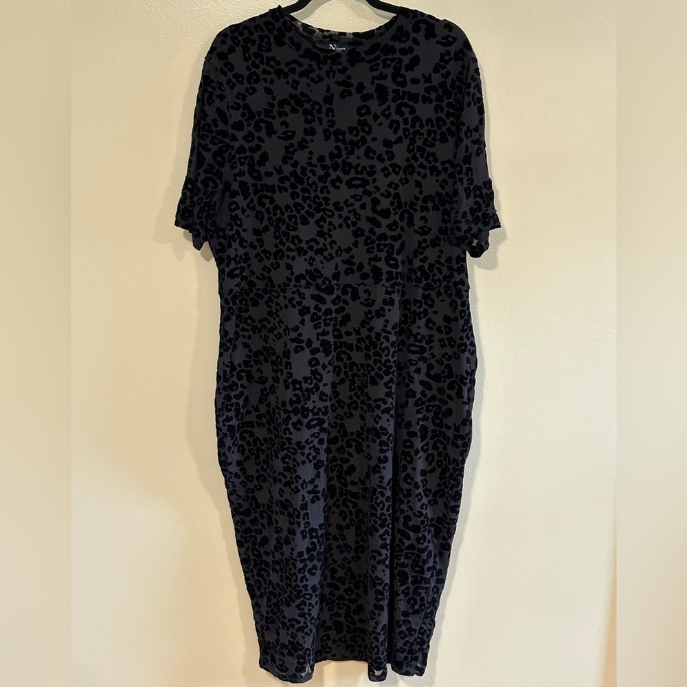Elegant Black Leopard Long Sleeve Dress